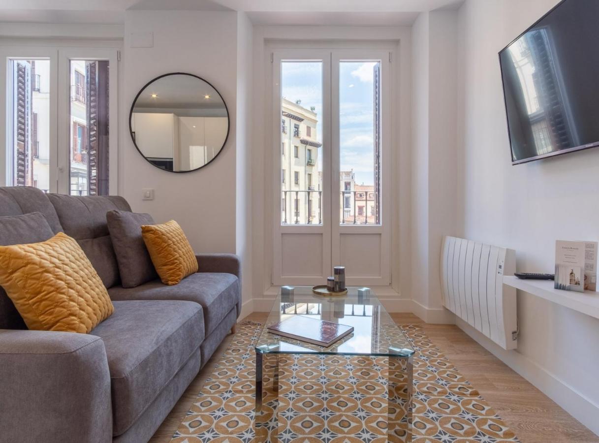 Charming Apartment For 4 Steps Away From Mercado De San Miguel , Calle Mayor IV Madrid Extérieur photo