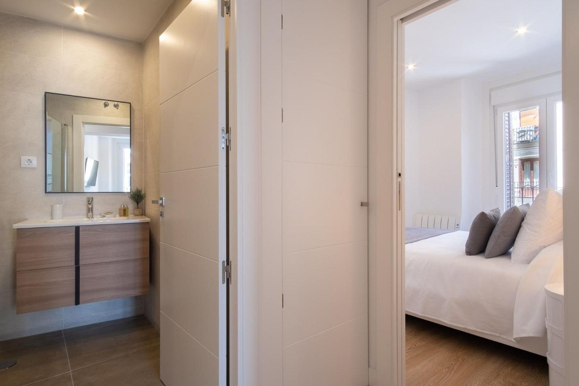Charming Apartment For 4 Steps Away From Mercado De San Miguel , Calle Mayor IV Madrid Extérieur photo