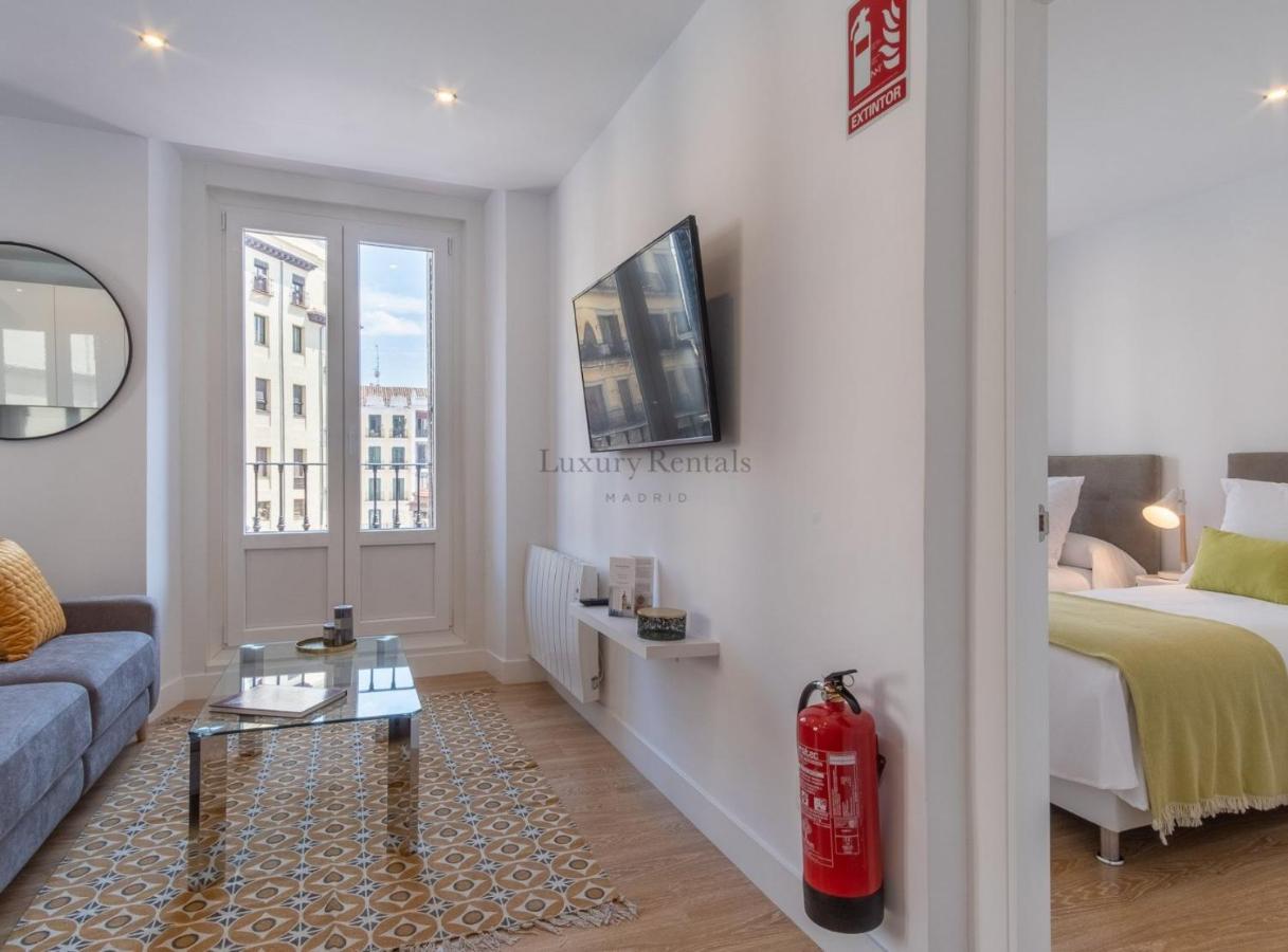 Charming Apartment For 4 Steps Away From Mercado De San Miguel , Calle Mayor IV Madrid Extérieur photo